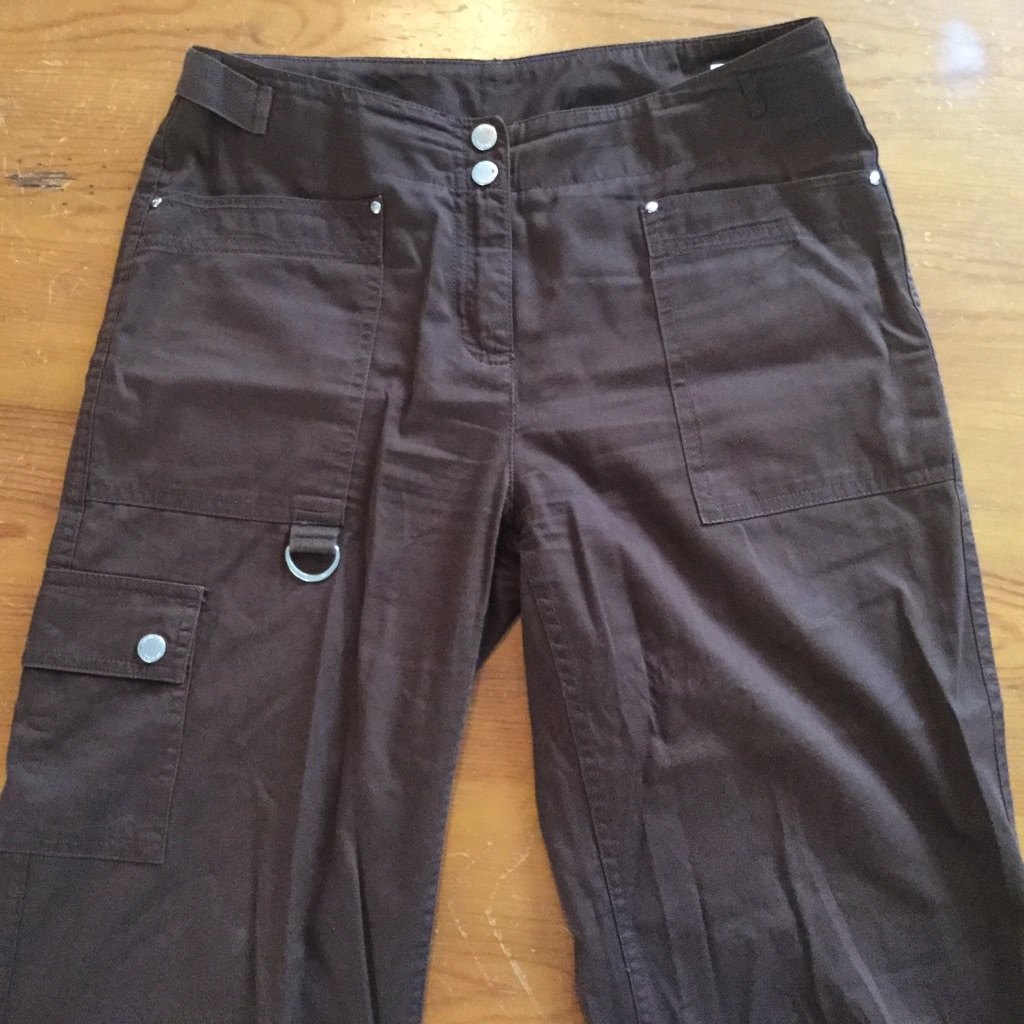 Jones New York Brown Capris With Silver Hardware